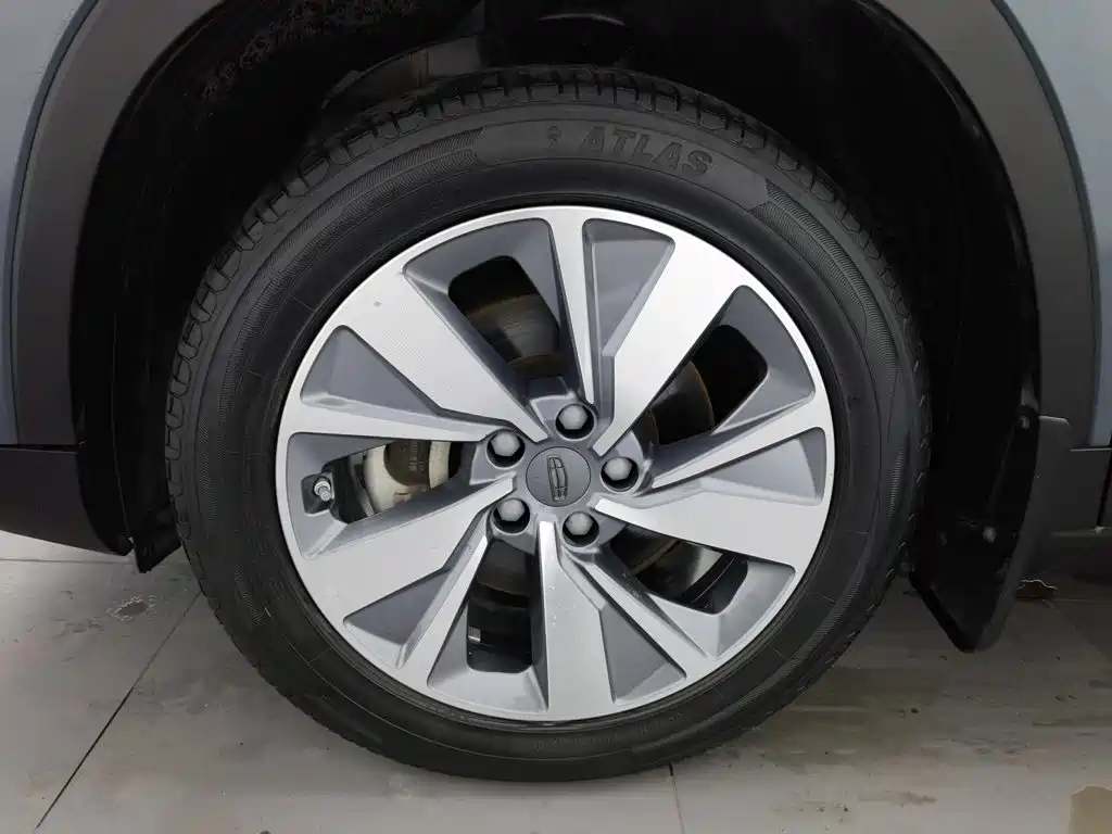 Geely Haoyue — миниатюра 17