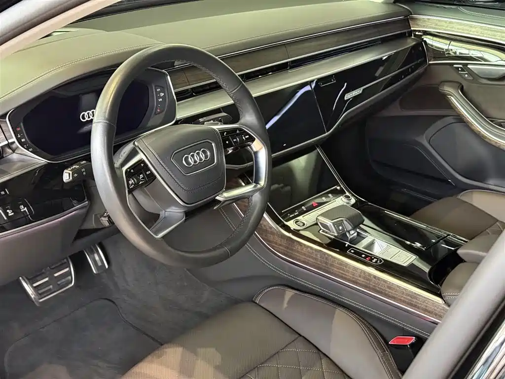 Audi A8 2023 A8L 55 TFSI quattro Flagship