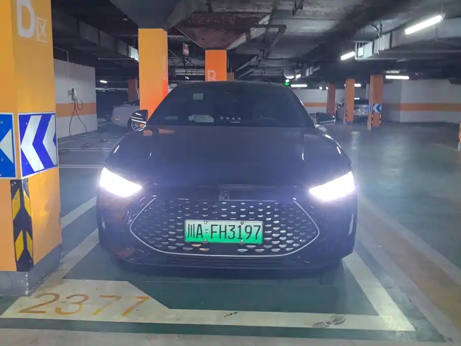 BYD Han — миниатюра 2