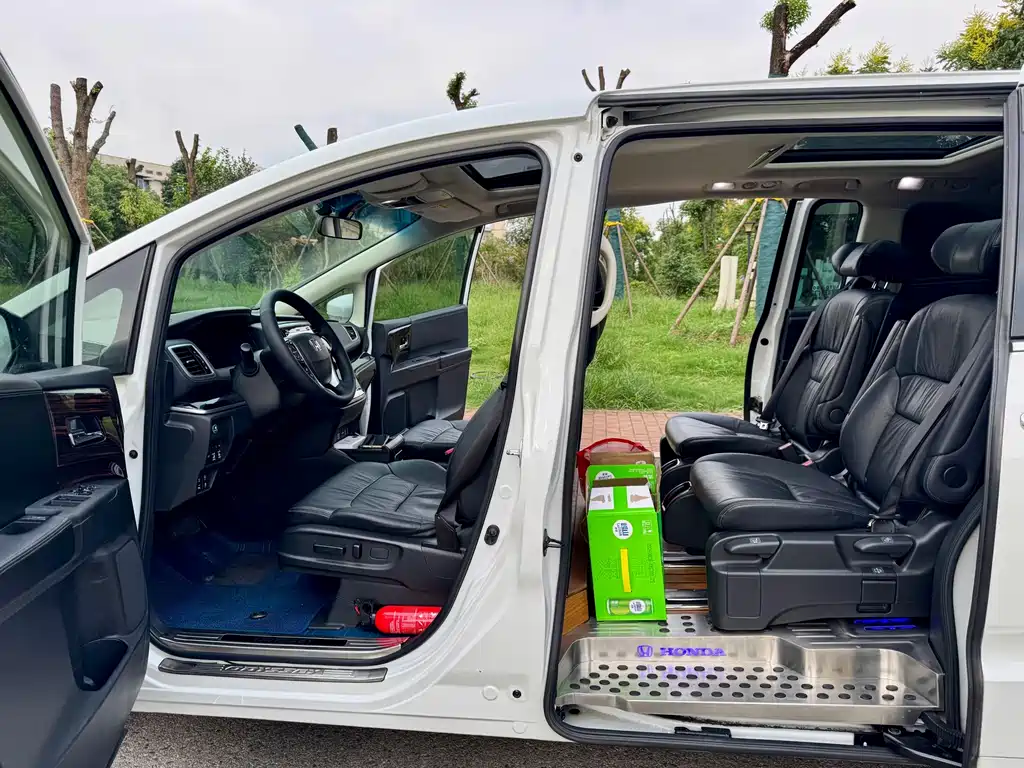 Honda Odyssey — миниатюра 7