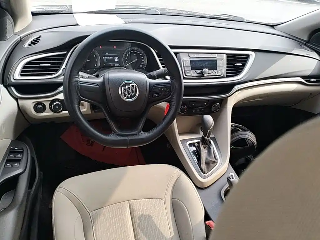 Buick Excelle — миниатюра 10