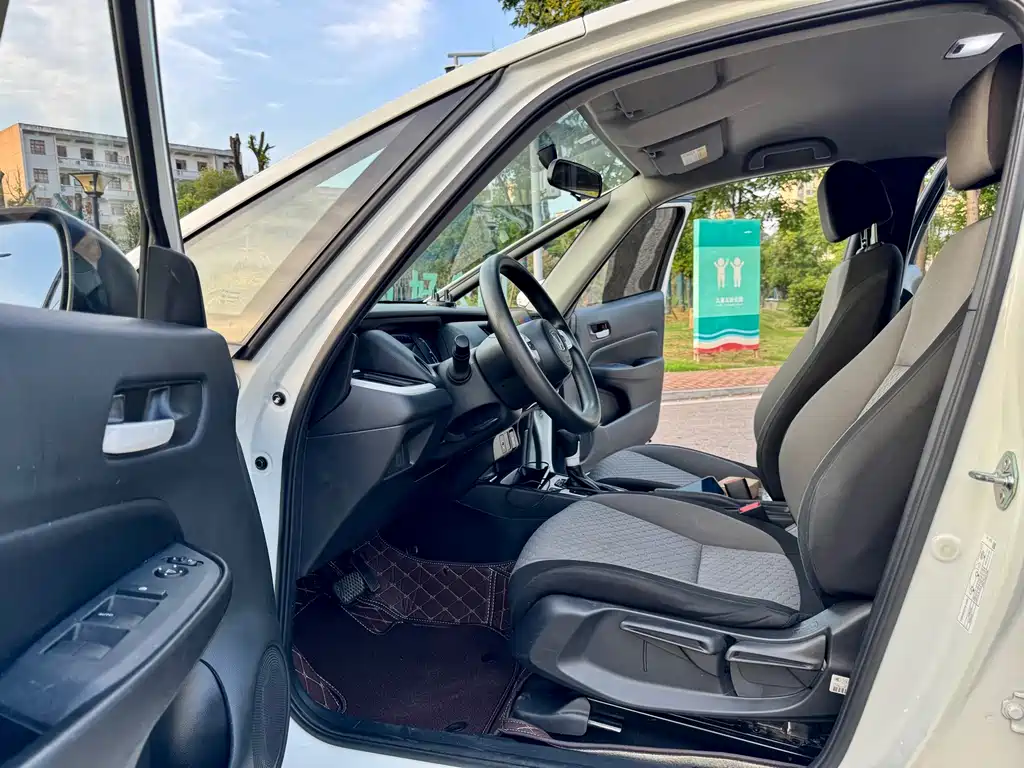 Honda Fit — миниатюра 5