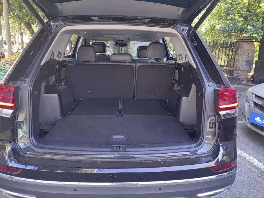 Volkswagen Teramont — миниатюра 4