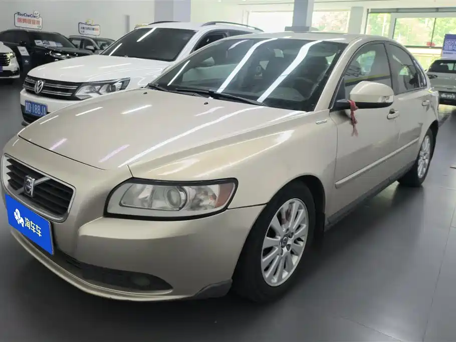 Volvo S40 2010