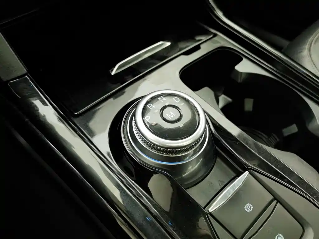 Ford Explorer — миниатюра 13