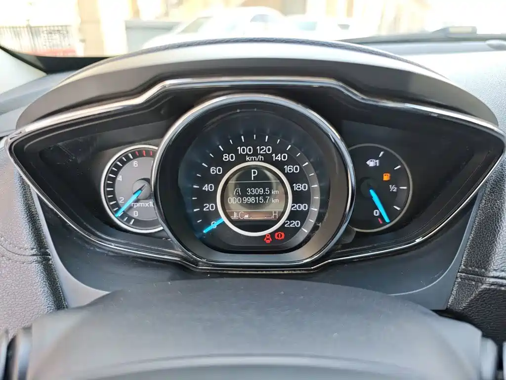 Ford Escort — миниатюра 12