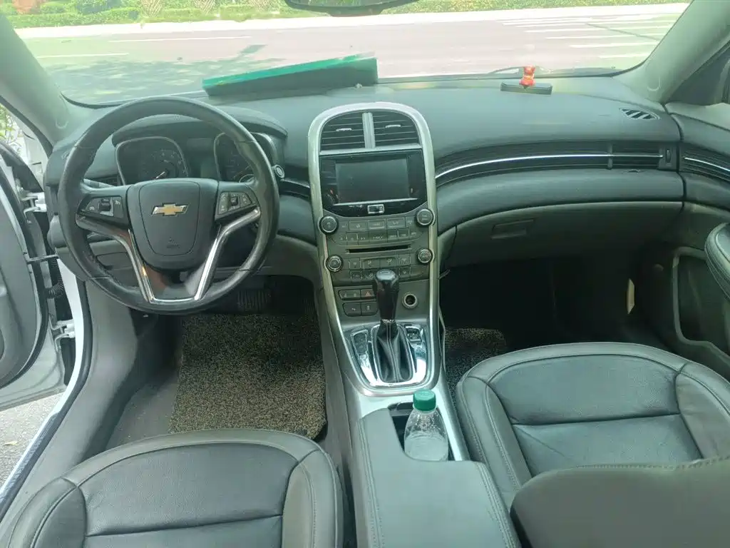 Chevrolet Malibu — миниатюра 10