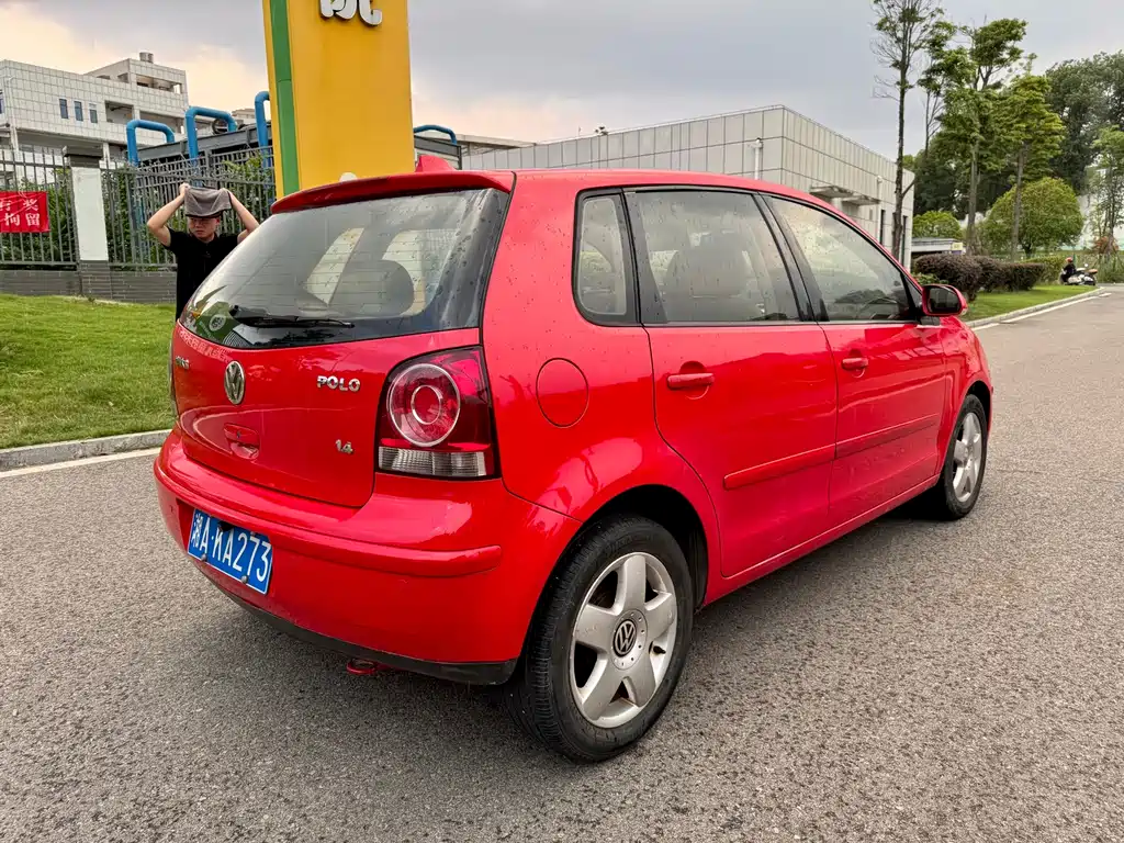 Volkswagen Polo — миниатюра 12