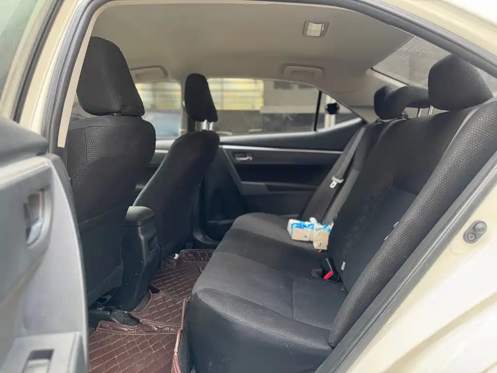 Toyota Corolla — миниатюра 5