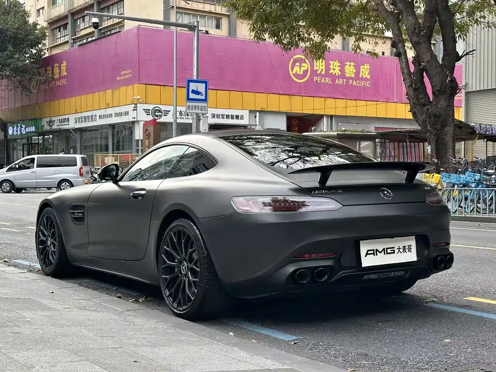 MERCEDES-BENZ AMG GT