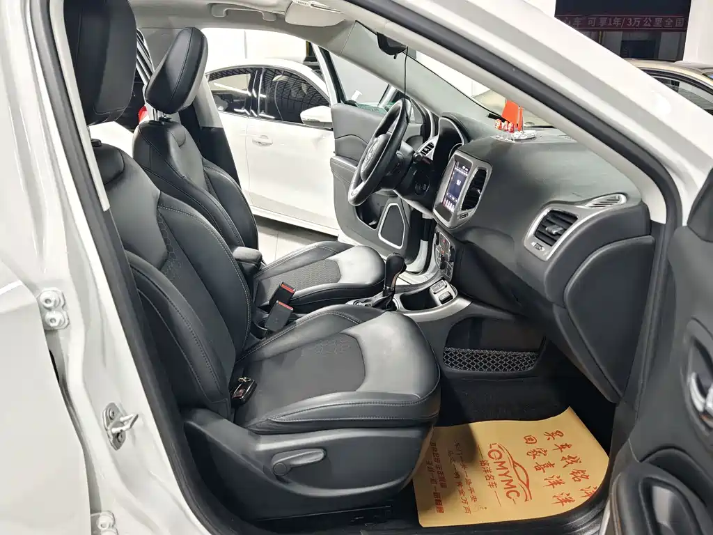 Jeep Compass — миниатюра 9