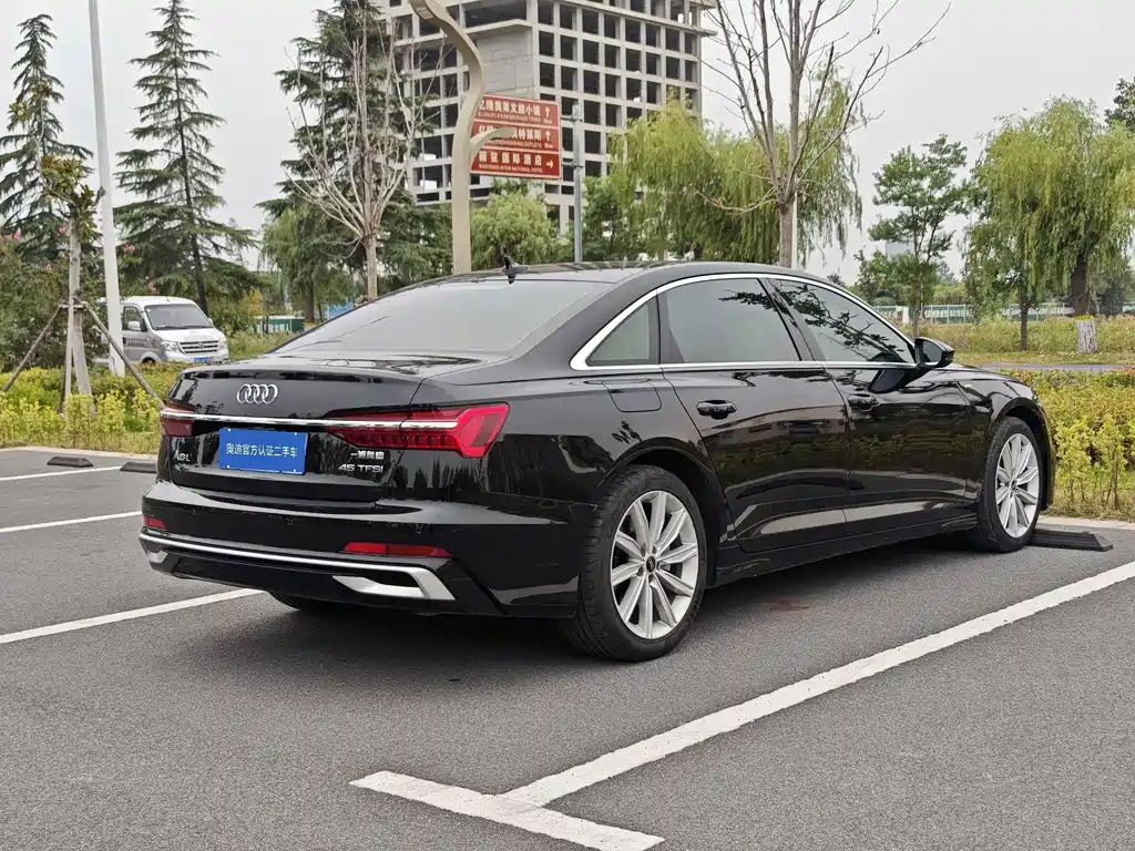 Audi A6L — миниатюра 9