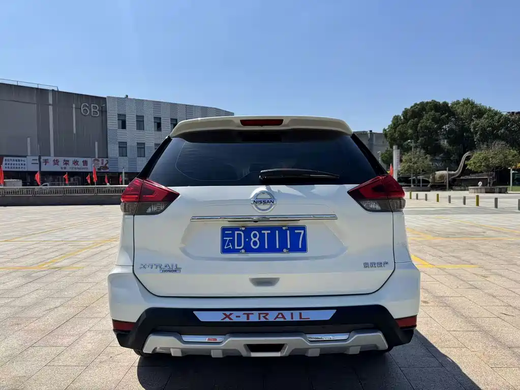 Nissan X-Trail — миниатюра 6
