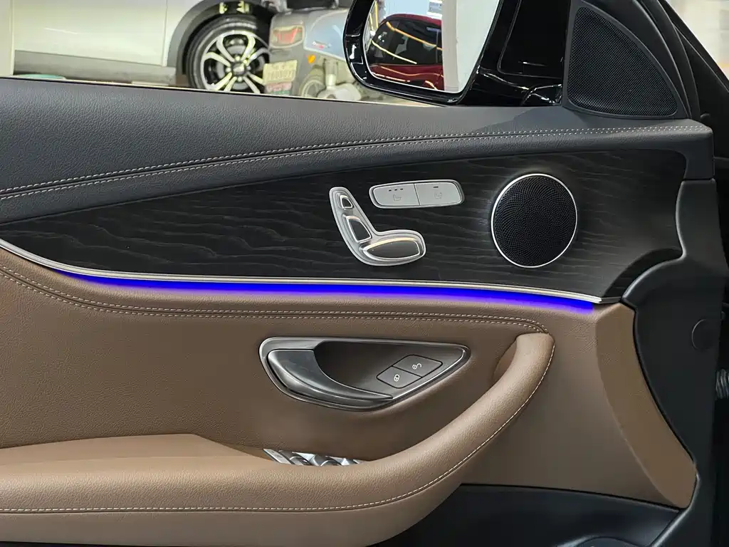 Mercedes-Benz E-Class New Energy — миниатюра 11