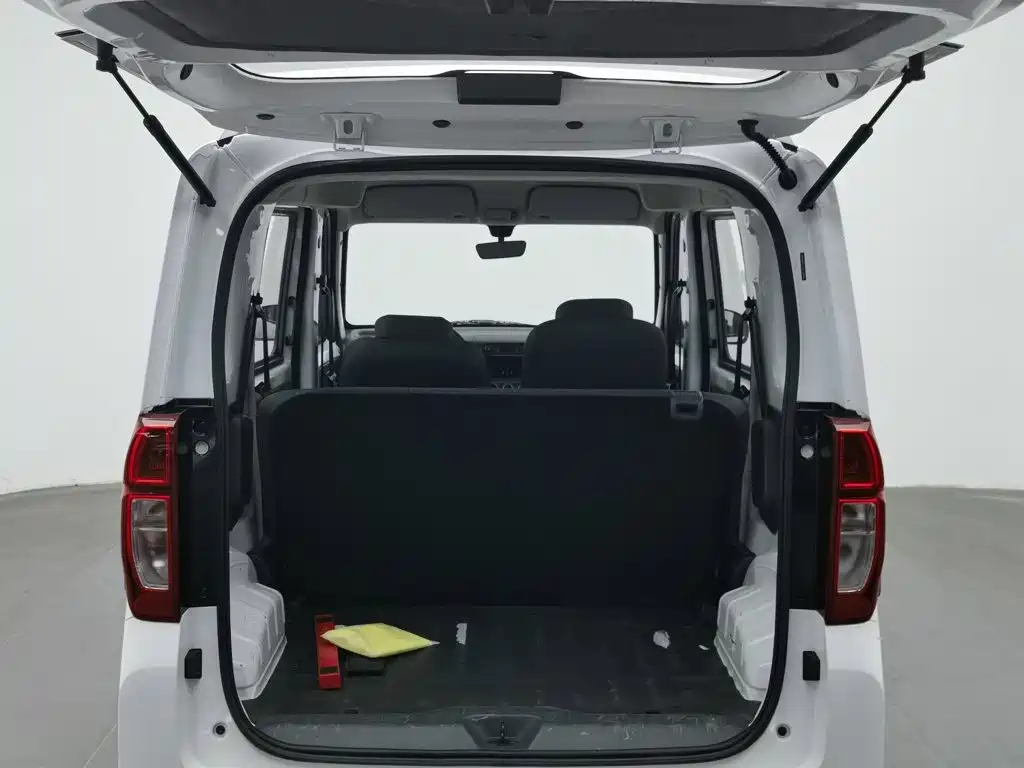 Wuling Zhiguang EV — миниатюра 16