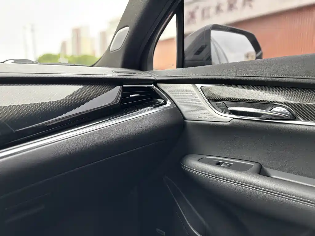 Cadillac XT6 — миниатюра 15