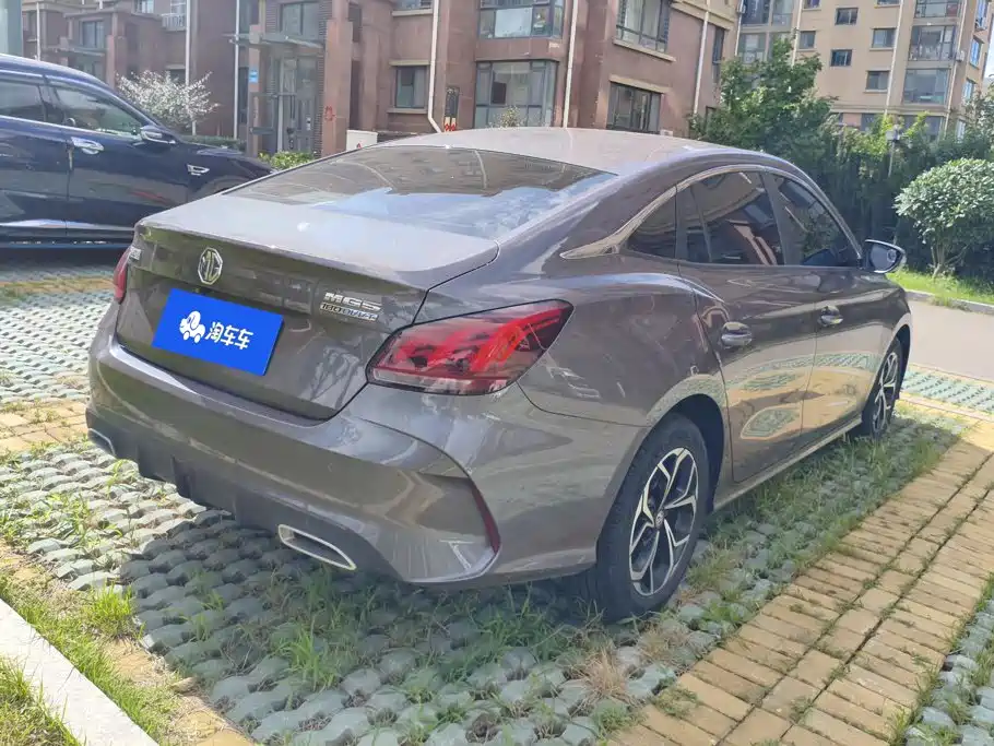 MG MG5 — миниатюра 3