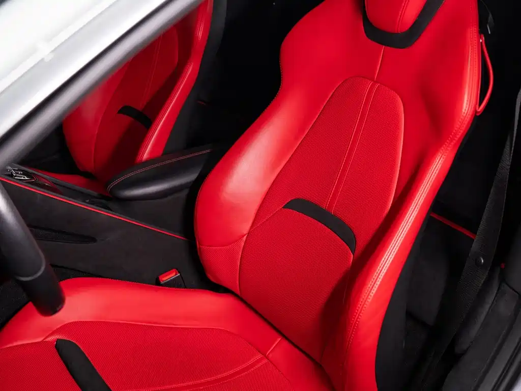 Ferrari Roma — миниатюра 13