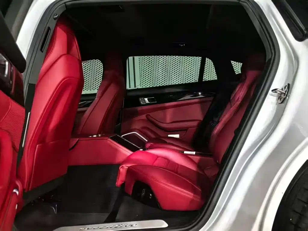 Porsche Panamera — миниатюра 6