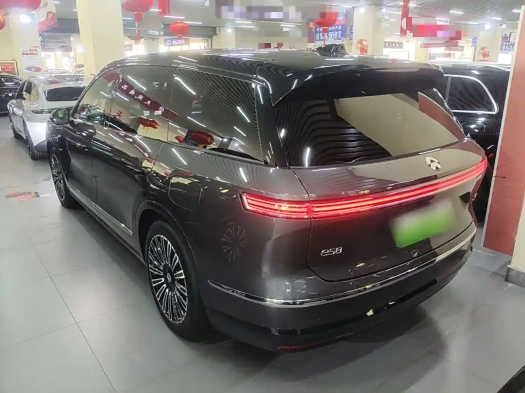 NIO ES8 — миниатюра 5