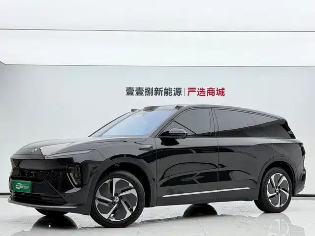 2023 Nio ES8