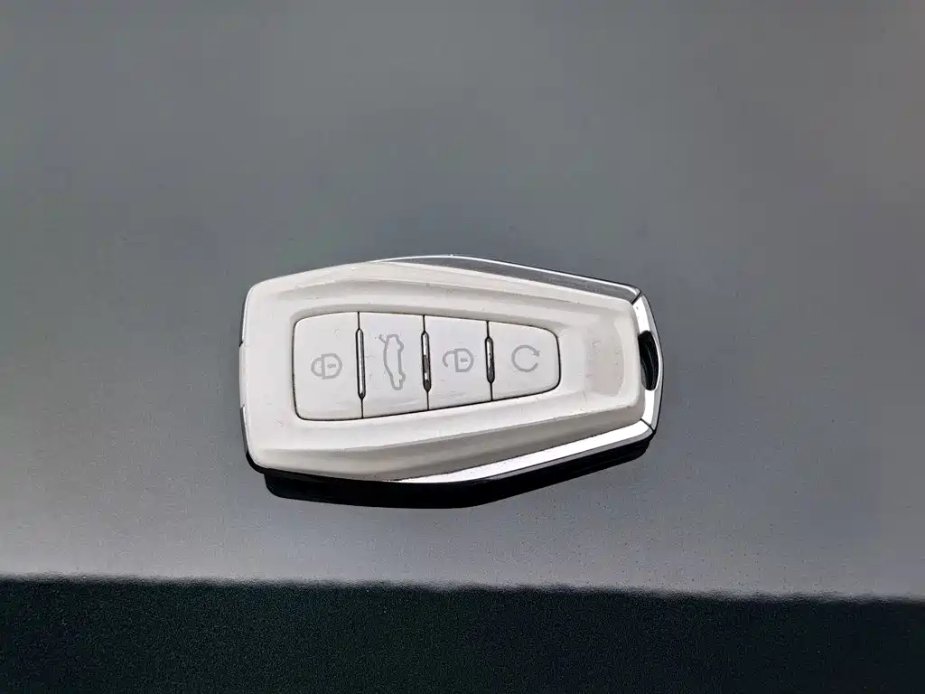 Geely Xingrui — миниатюра 19
