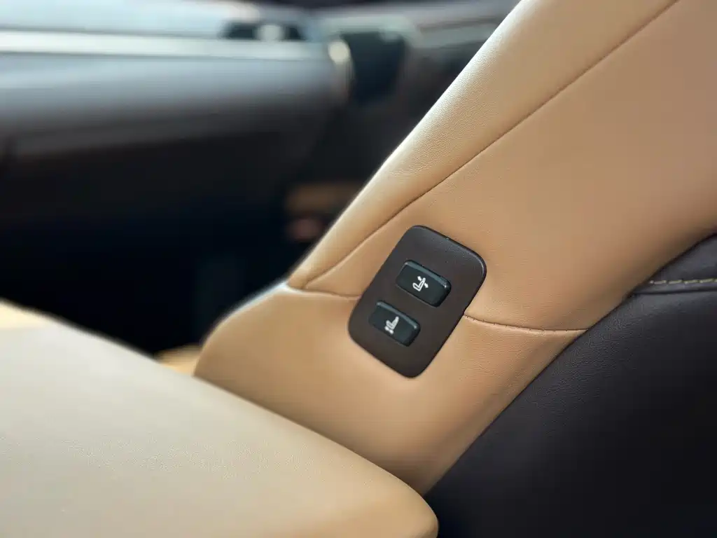 Lexus ES — миниатюра 29