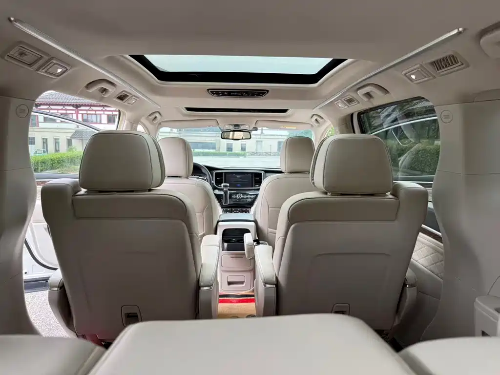 GAC M8 2018 320T Luxury