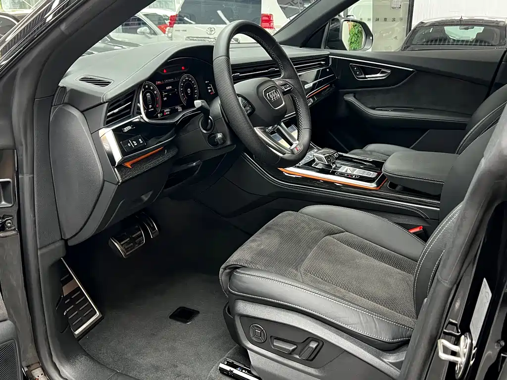 Audi Q8 — фотографии объявления, Фото 13