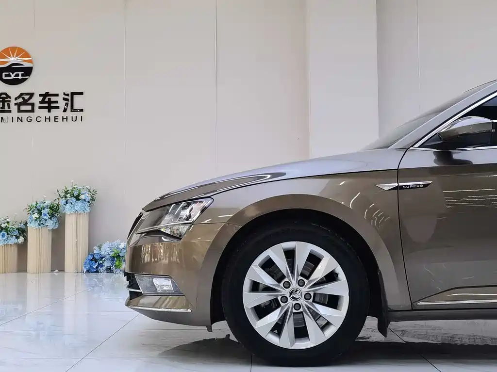 Skoda Superb 2018 TSI330 DSG Comfort V