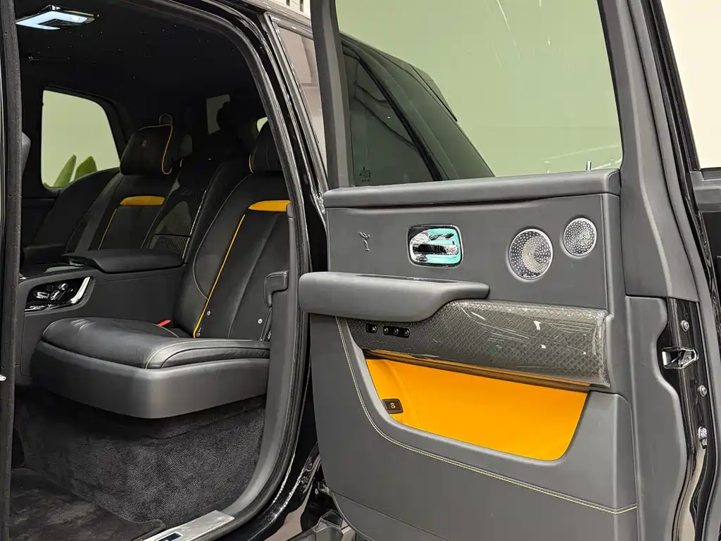 ROLLS-ROYCE CULLINAN