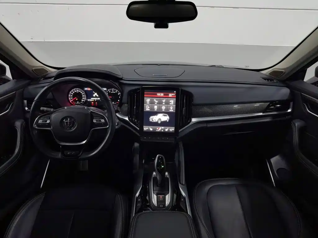 Zhonghua V7 — миниатюра 5