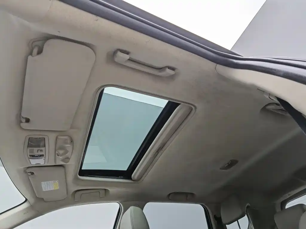 Mitsubishi Outlander (Import) — миниатюра 14