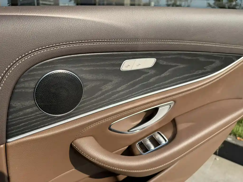 Mercedes-Benz E-Class New Energy — миниатюра 13