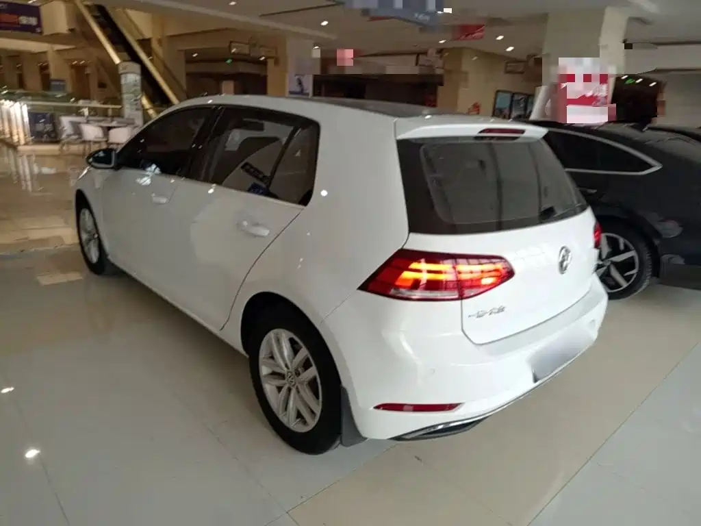 Volkswagen Golf — миниатюра 5