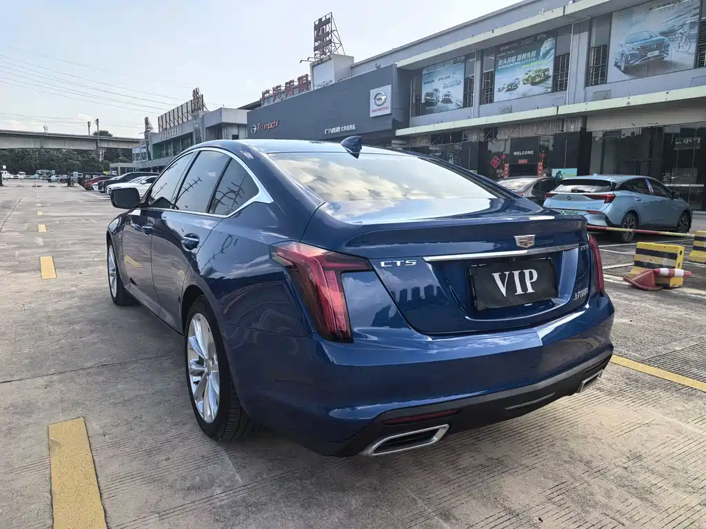Cadillac CT5 — миниатюра 9