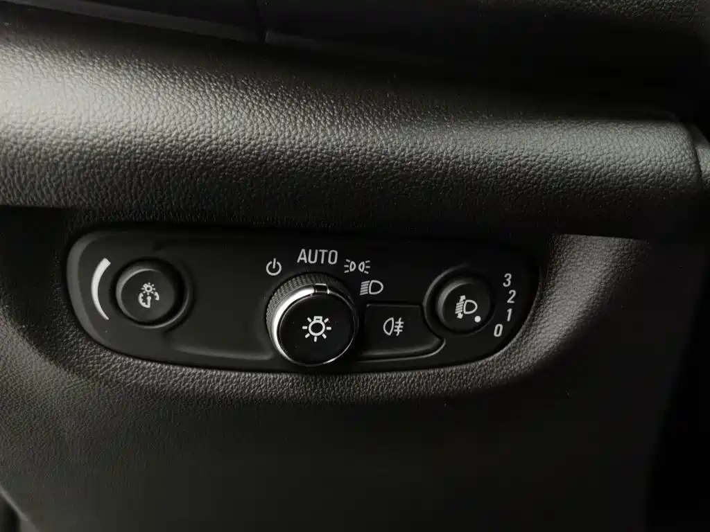 Buick Regal — миниатюра 21