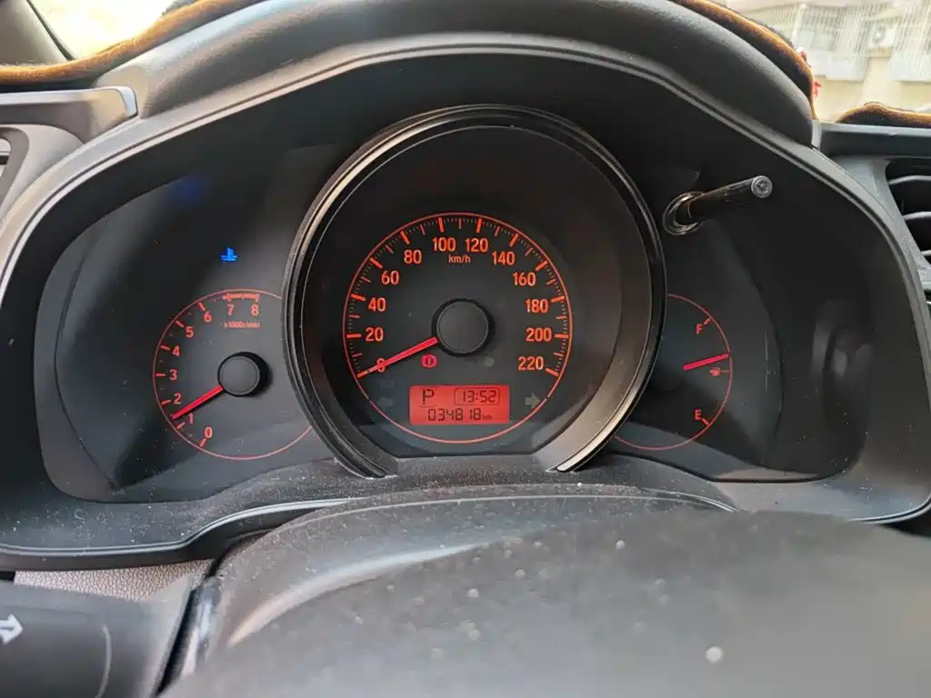 Honda Fit — миниатюра 12
