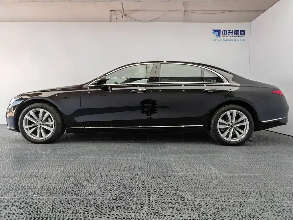 Mercedes-Benz S-Class — миниатюра 7