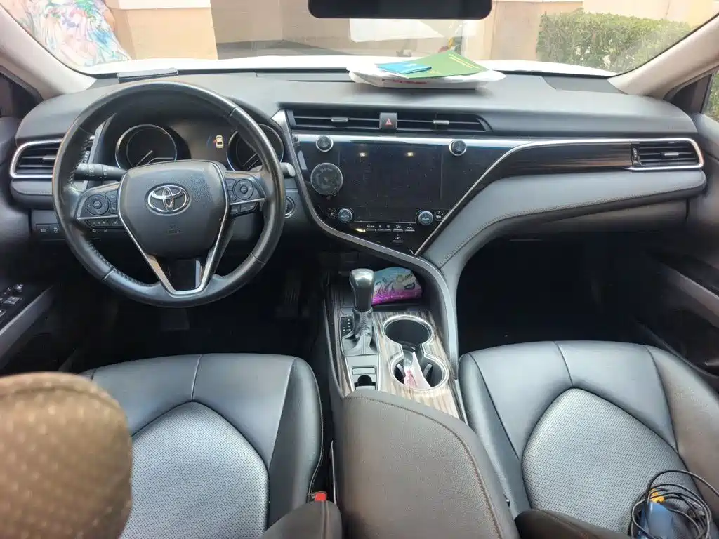 Toyota Camry — миниатюра 13