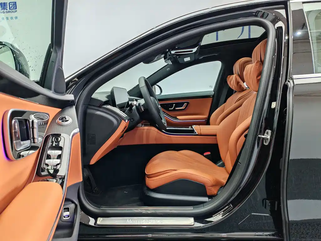 Mercedes-Benz S-Class — миниатюра 11