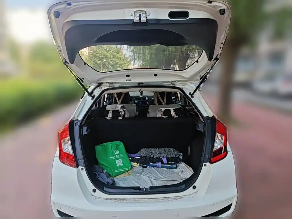 Honda Fit — миниатюра 20