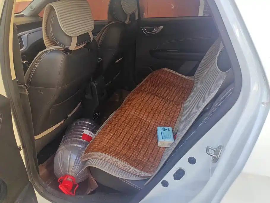 Geely Vision X3 — миниатюра 11