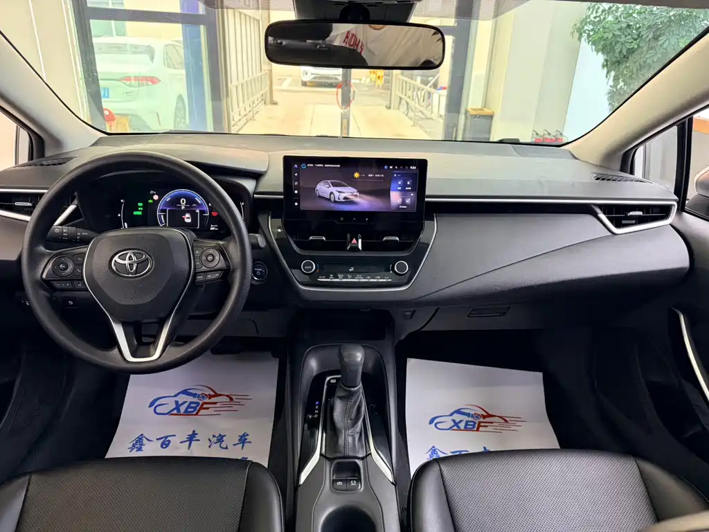 Toyota Corolla — миниатюра 5