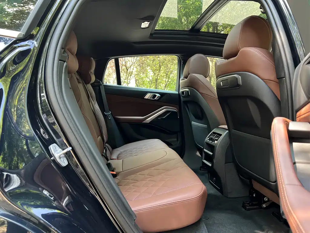 BMW X6 — миниатюра 10