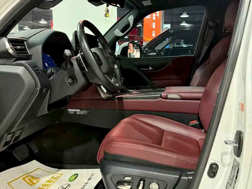 Lexus LX 2024 600
