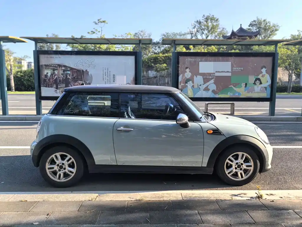 MINI Mini Clubman — миниатюра 8