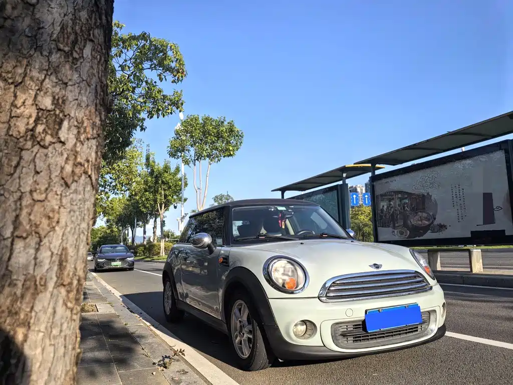 MINI Mini Clubman — миниатюра 19