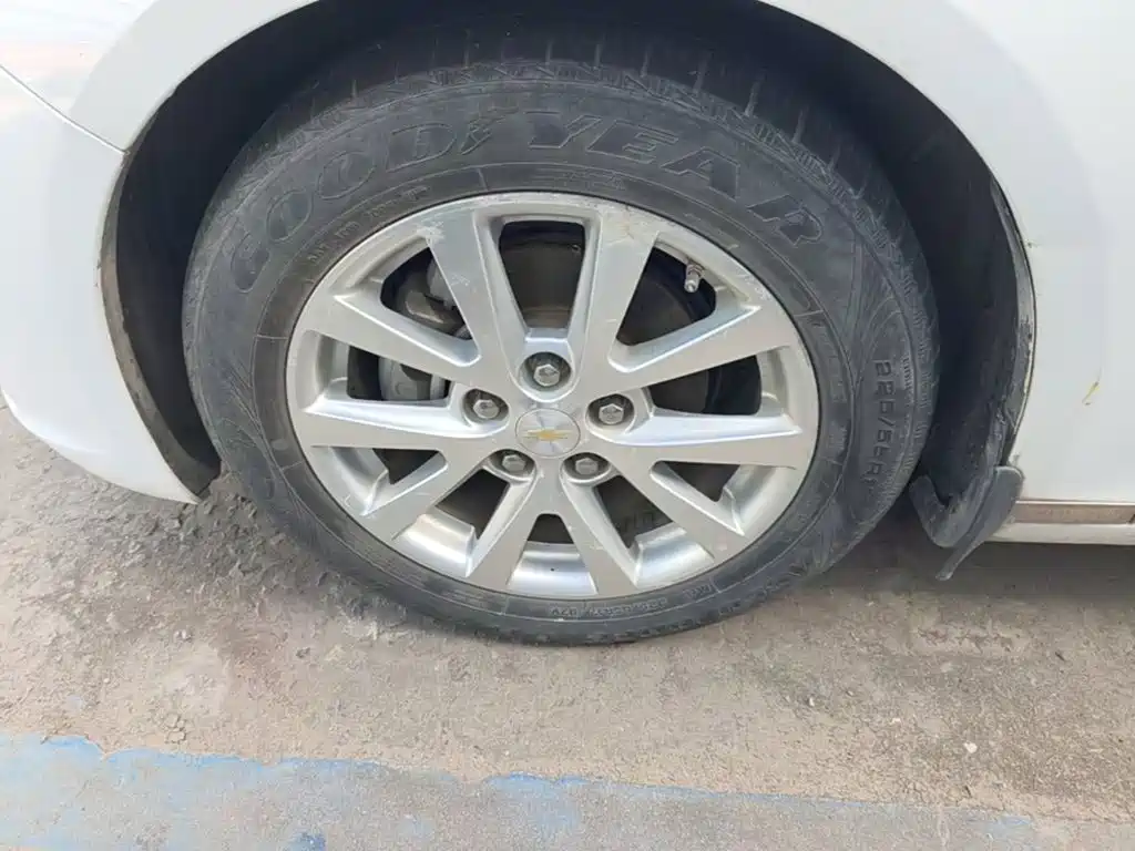 Chevrolet Malibu — миниатюра 23