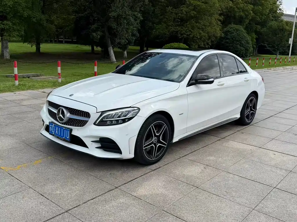 Mercedes-Benz C-Class — миниатюра 7